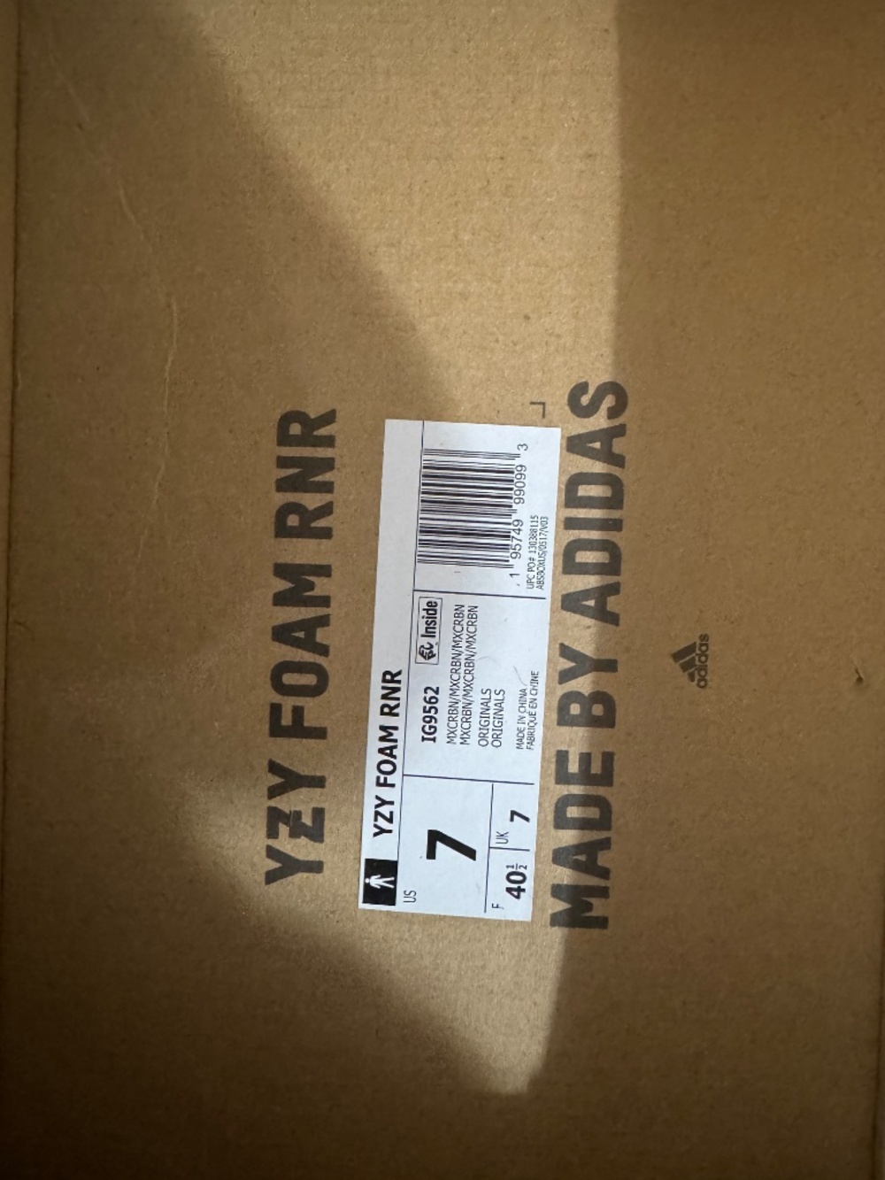 Adidas YEEZY Foam Runner - Picture 8 of 8